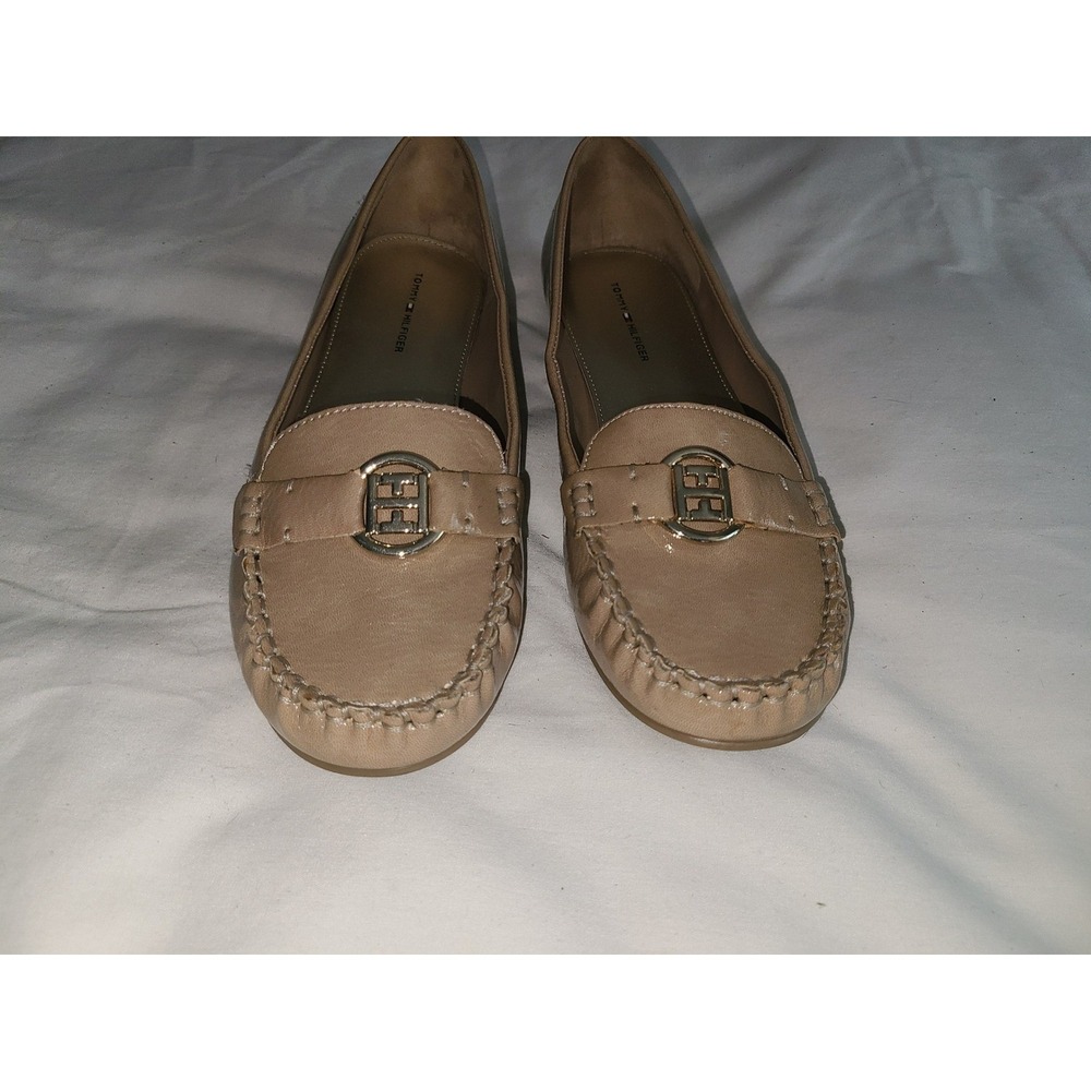 Tommy Hilfiger Million Womens Light Brown Tan Loafer Flats Gold Logo Size 8 M